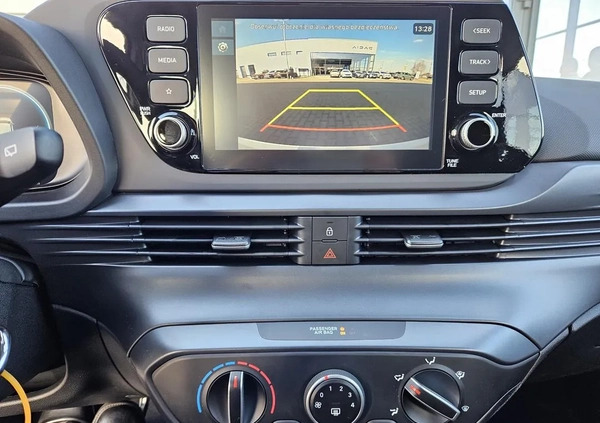 Hyundai i20 cena 77430 przebieg: 5, rok produkcji 2023 z Miechów małe 254